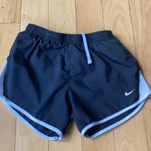 Girls Nike black and white shorts medium